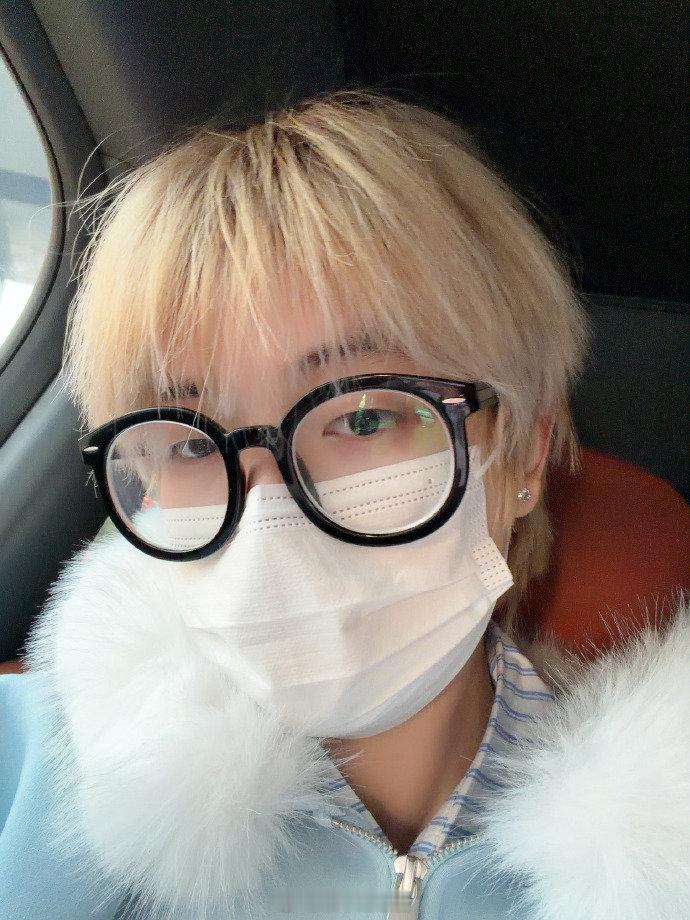 男明星出街好萌好萌的小蛋糕！竞浪大会 2025pel