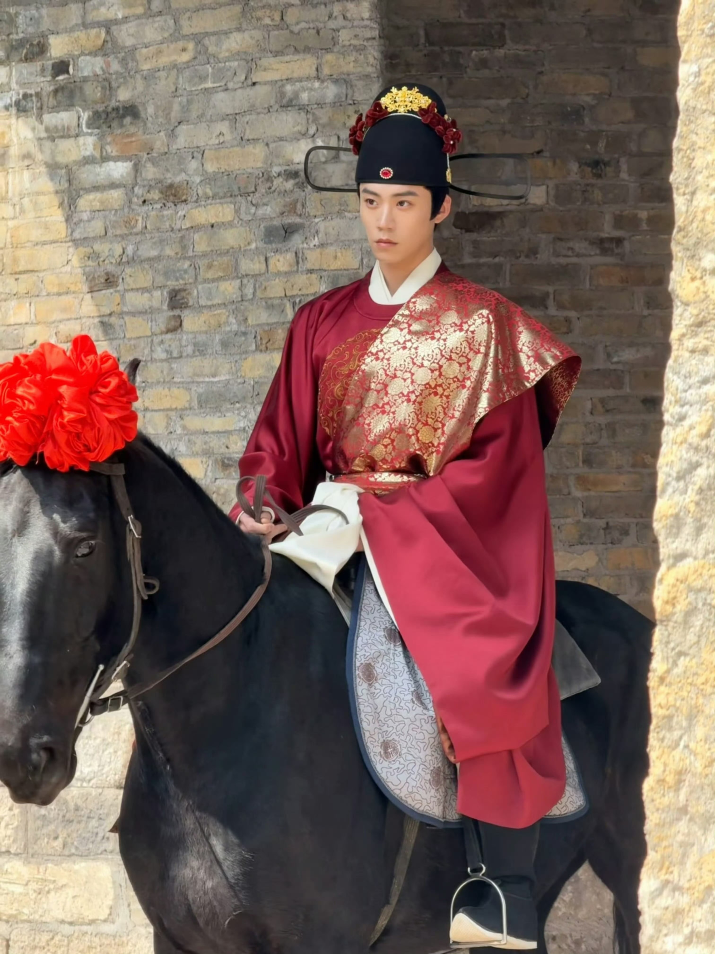 《错嫁有喜》｜蔡欣洋徐风清｜把温润克制的古装君子演到极致，一身官服端正清雅，自带