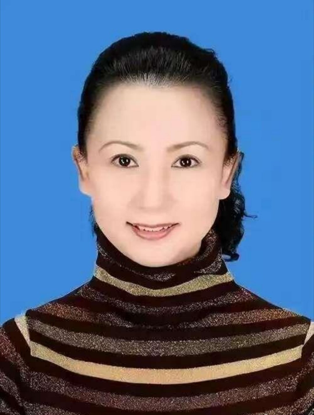 陈丽云被逮捕，演而优则仕，陈丽云还是个国家一级演员，好好干好本行，也不至于有牢狱