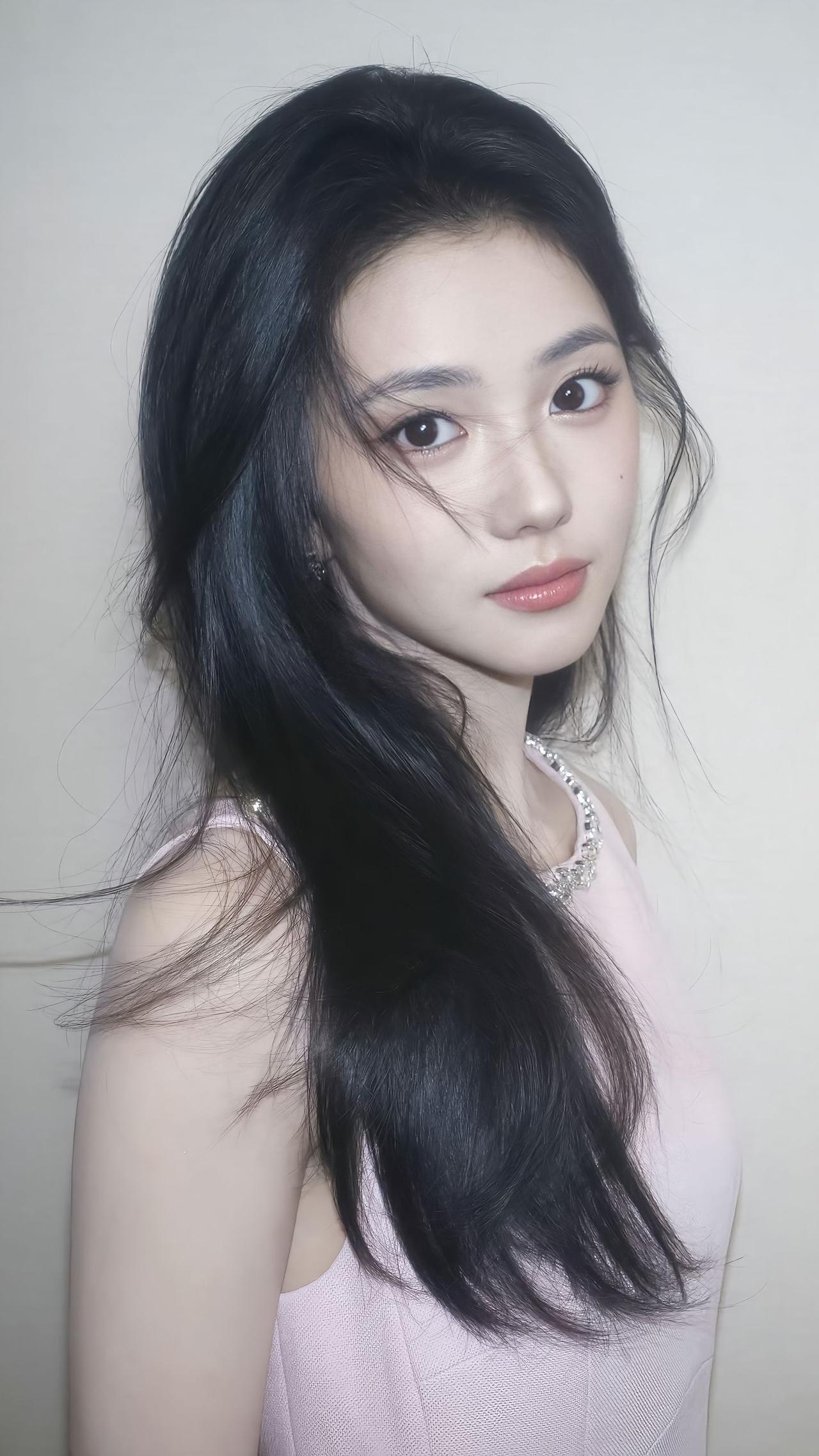 你认为最有气质的美女是谁？