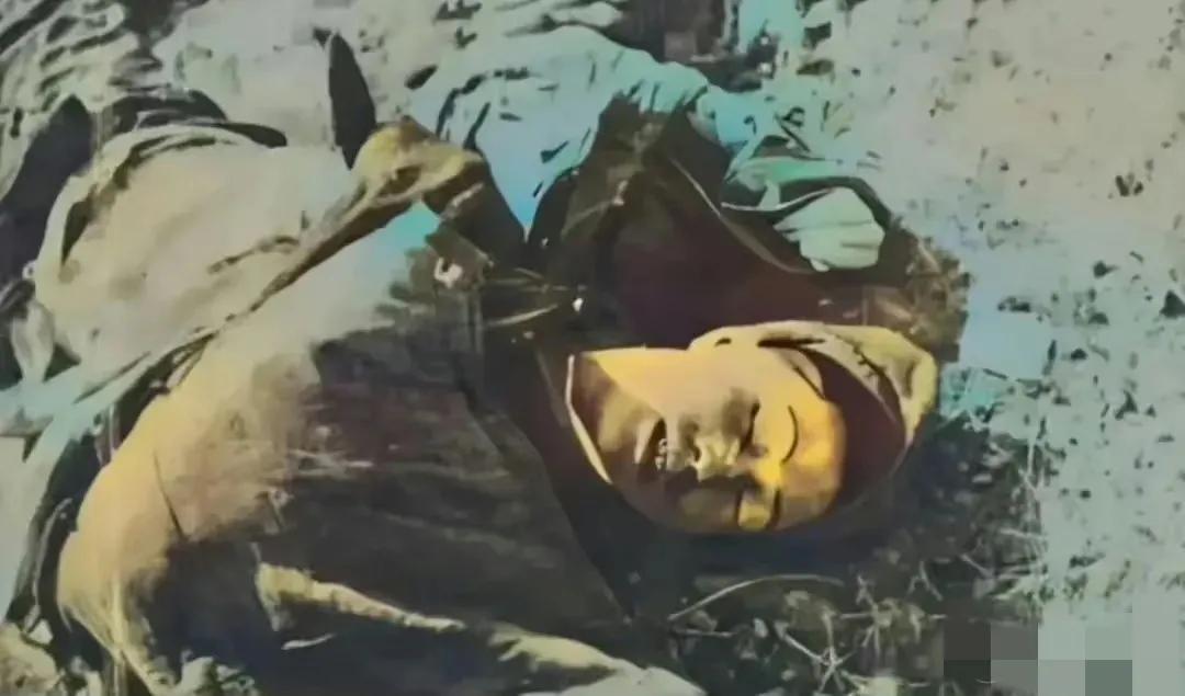 1937年，一张让人泪目的老照片，镜头下，我们看到的是抗日英雄安顺花，此时的她已