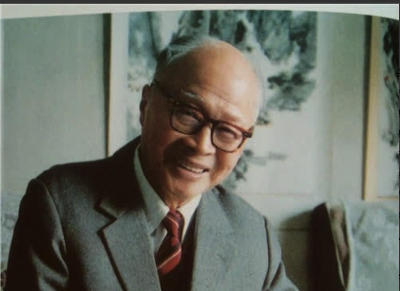 1960年，苏联专家撤离中国前，组长谢列金突然回头：“只要有王淦昌在，就够了！”