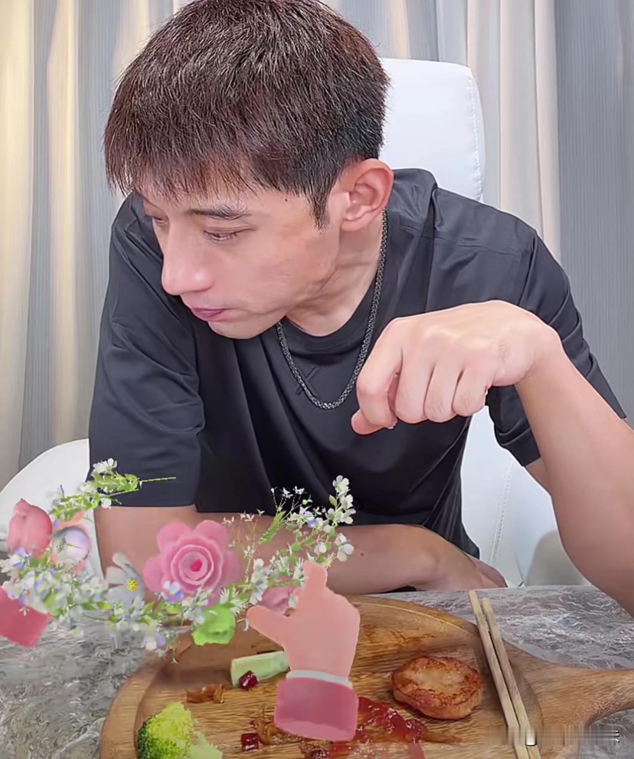 你拿啥跟科科比呀？
继哥25元开小课，谁是精明的商人，谁是老实人一下就明白了💡