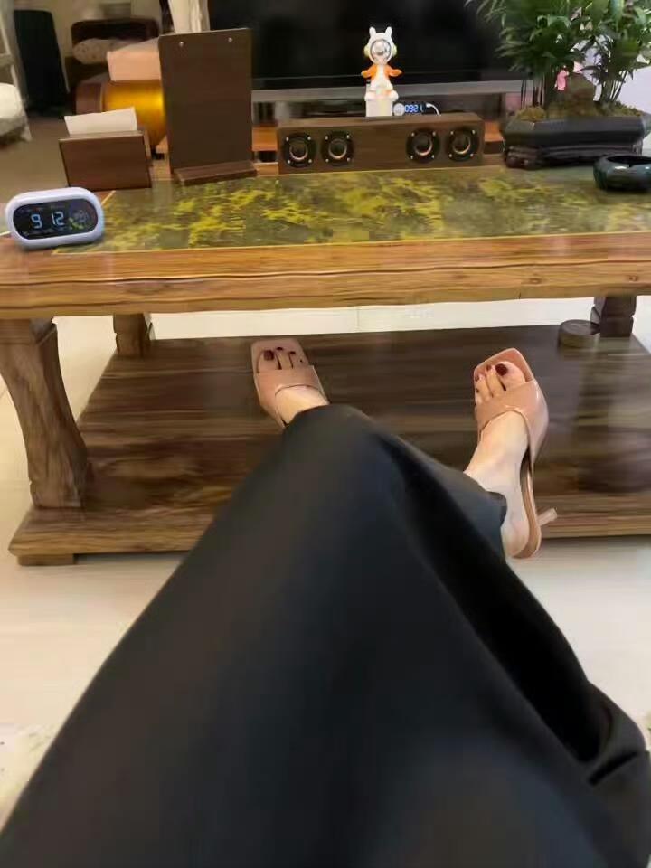 很多人只是路过你的生活，没人真正走进你的心里！