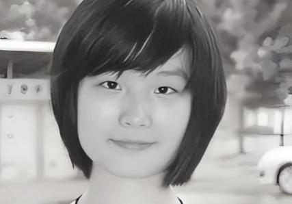 1999年，被父亲偷改志愿，湖北高考687分的女学霸错失心仪的北大，她难以接受，