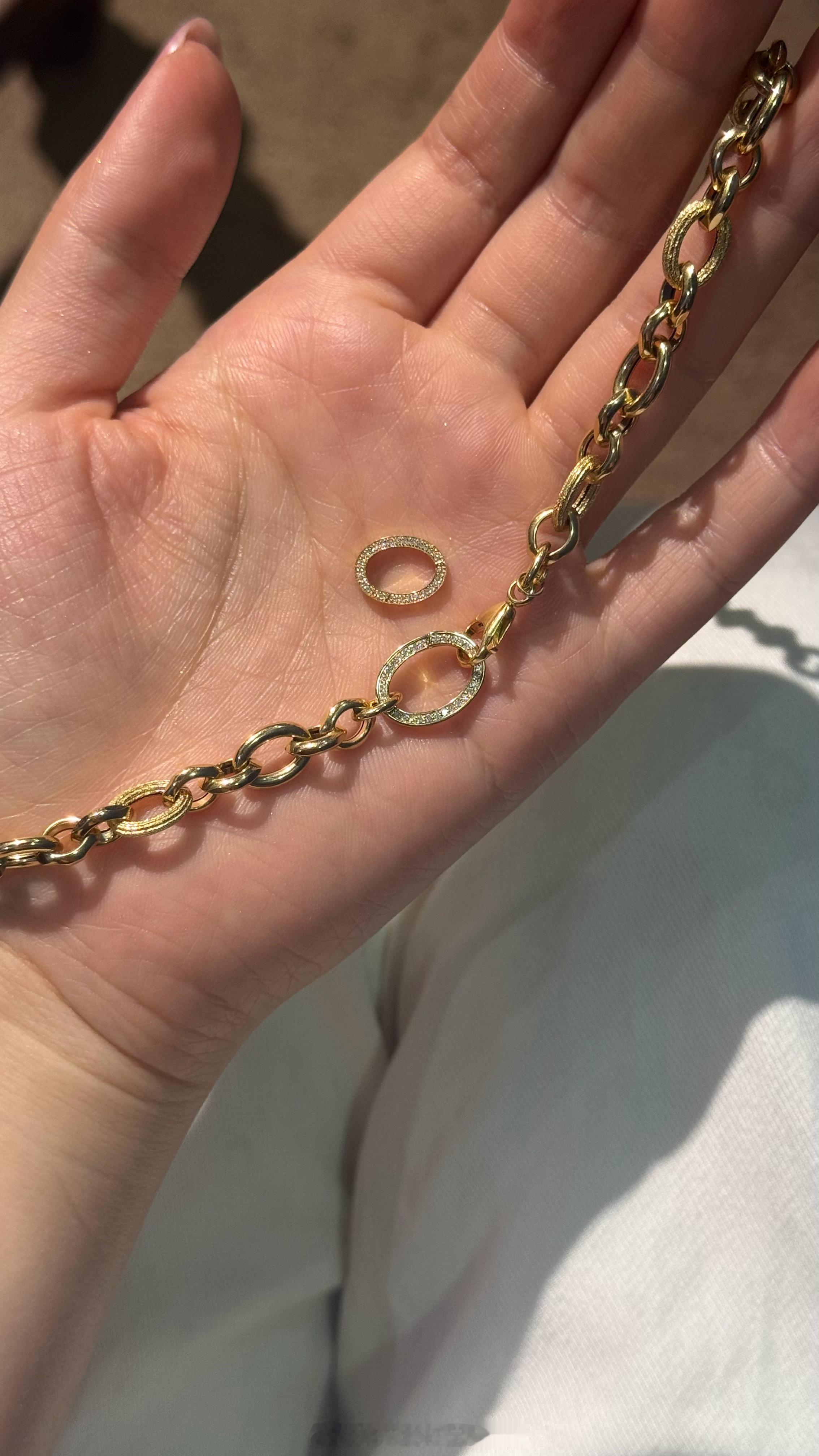 给大金链子做个钻扣，你们可以把各种金币挂上去，两用而且细节就高级了。这两个大小都