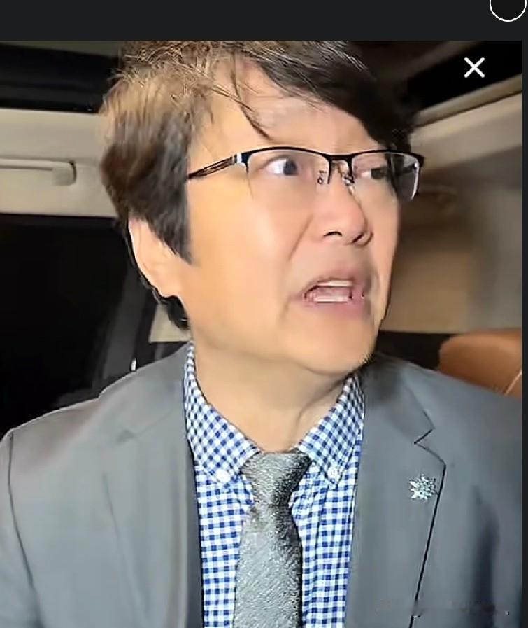 讲故事！
     最近 王美丽和一航，家的视频 拍得像捉特务一样，一层一层的 