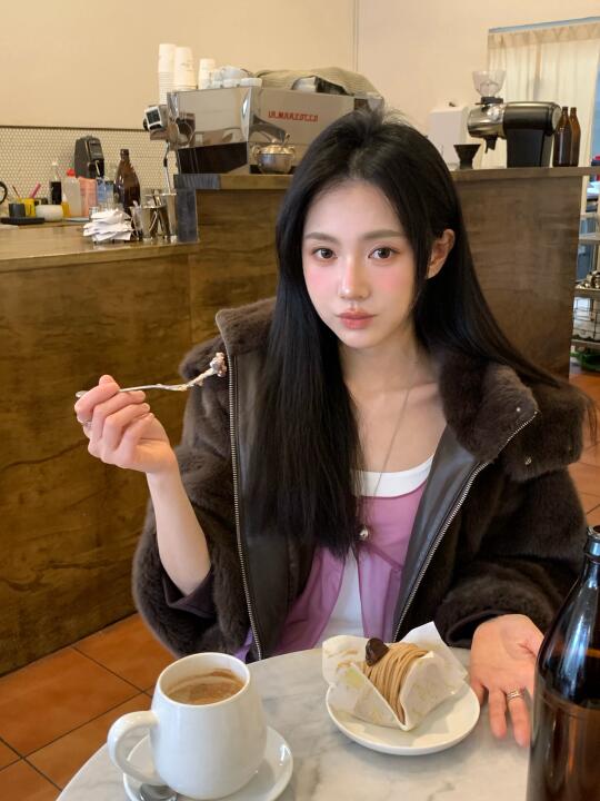 sweet bites at the flour🧁