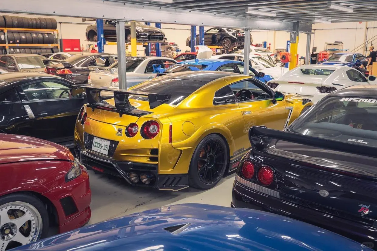 黄金圣斗士Top Secret R35