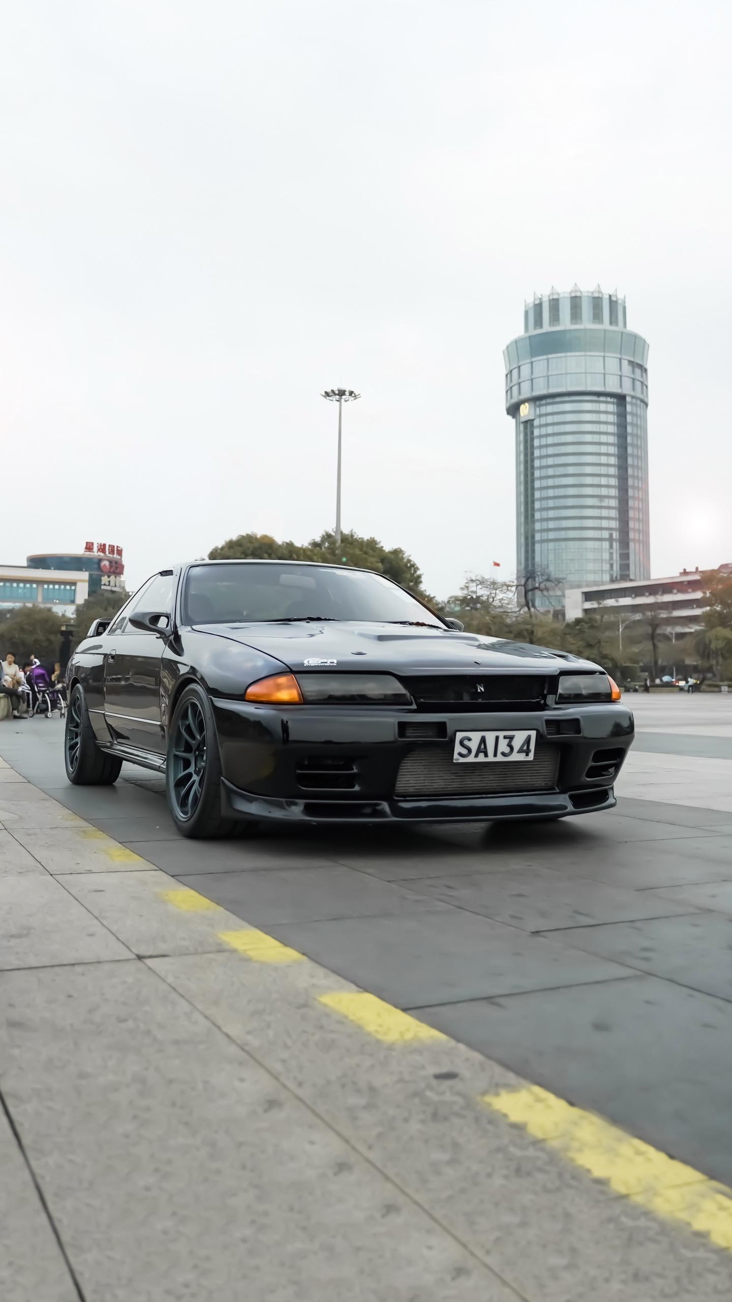 “所有男孩小时候的梦想绝对不是买套房，而是想拥有一辆GTR！”  M-...