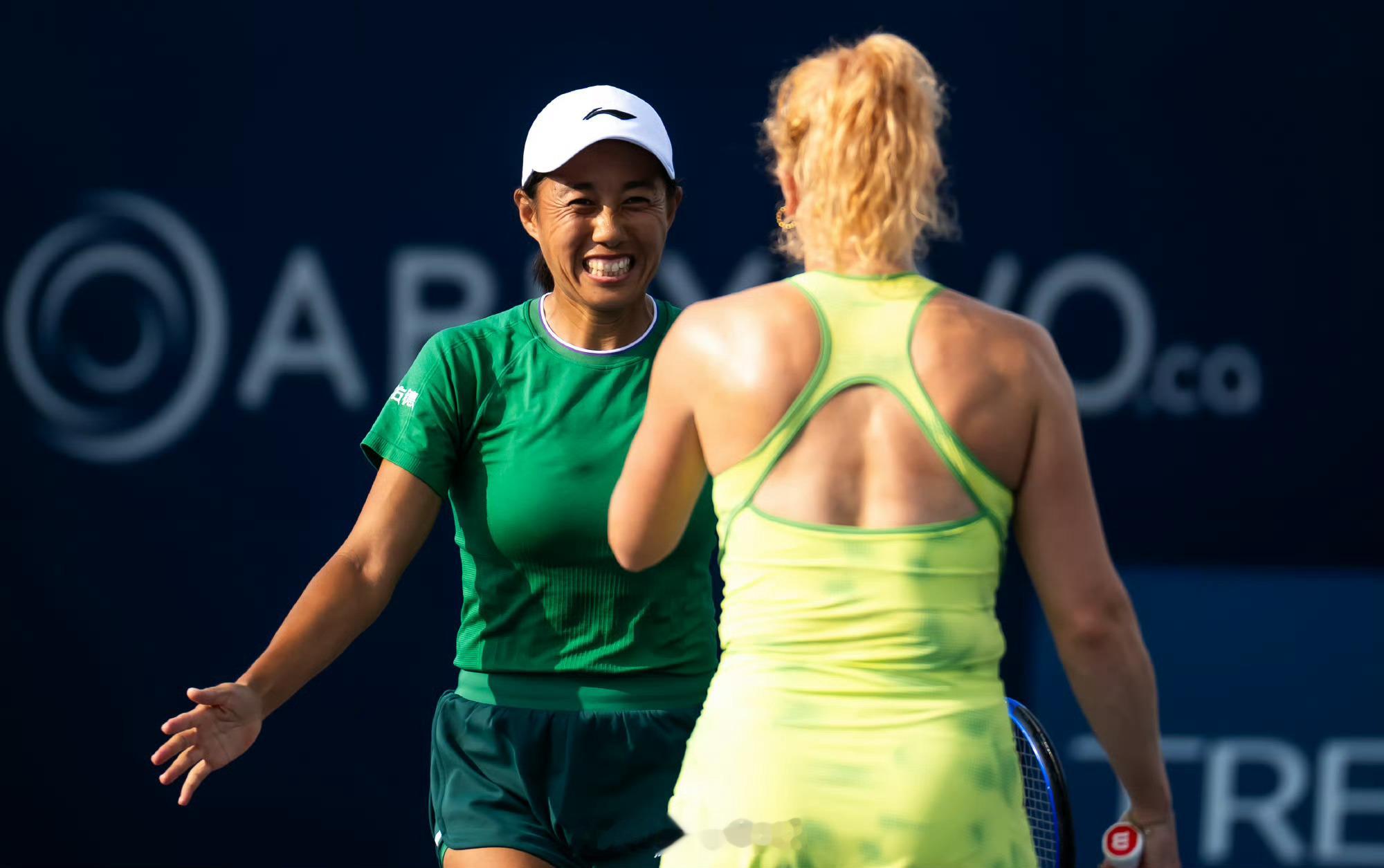 张帅组合晋级多伦多赛4强 2026WTA1000多伦多站双打1/4决赛头号种子张