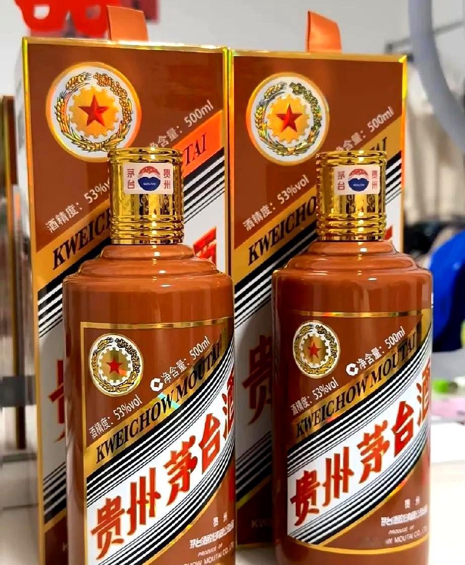 2499元抢到的茅台生肖酒，去年转手就能赚一箱92号汽油，现在倒贴一箱98号汽油