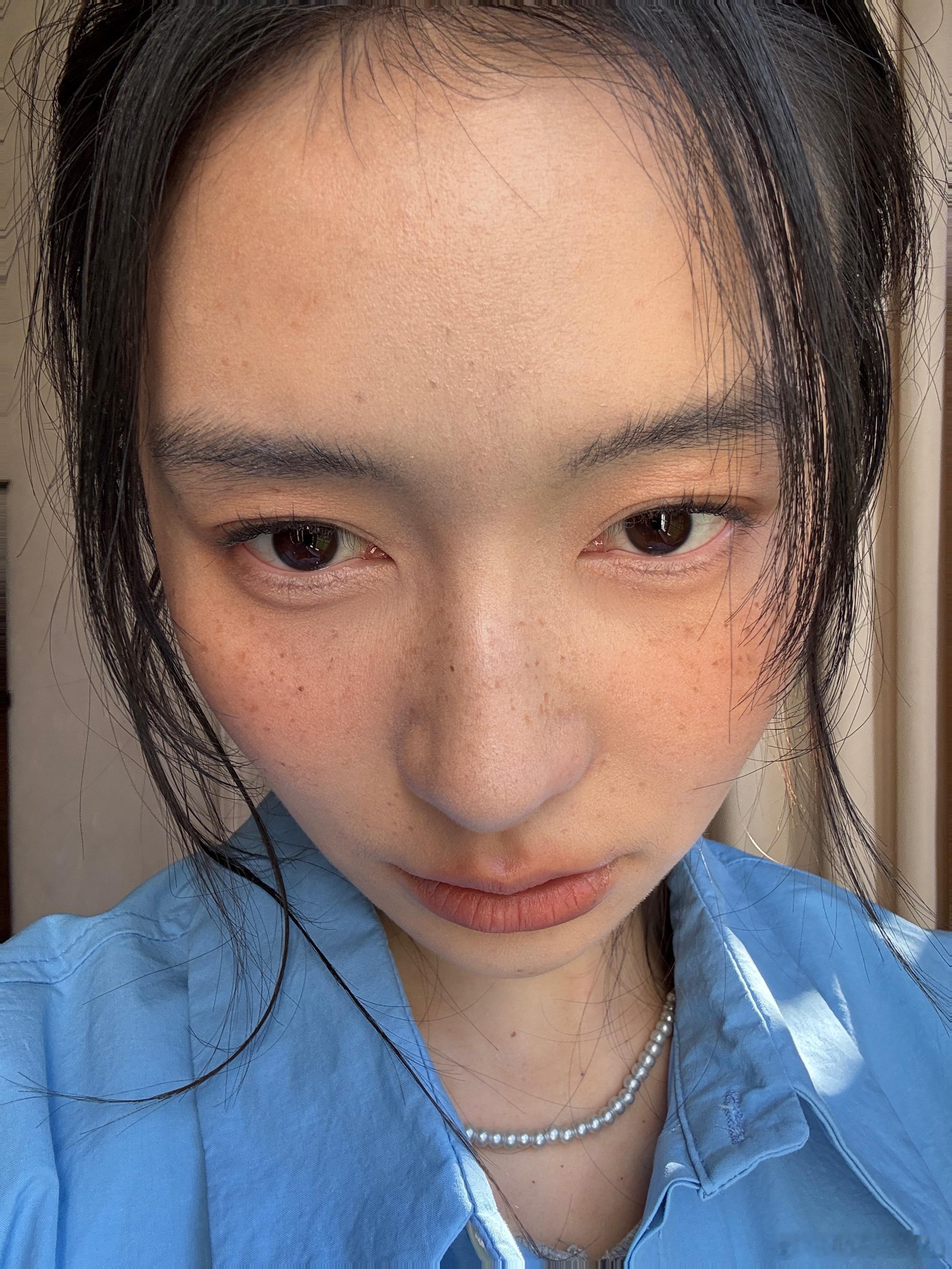 今天来个雀斑妆 ​​​