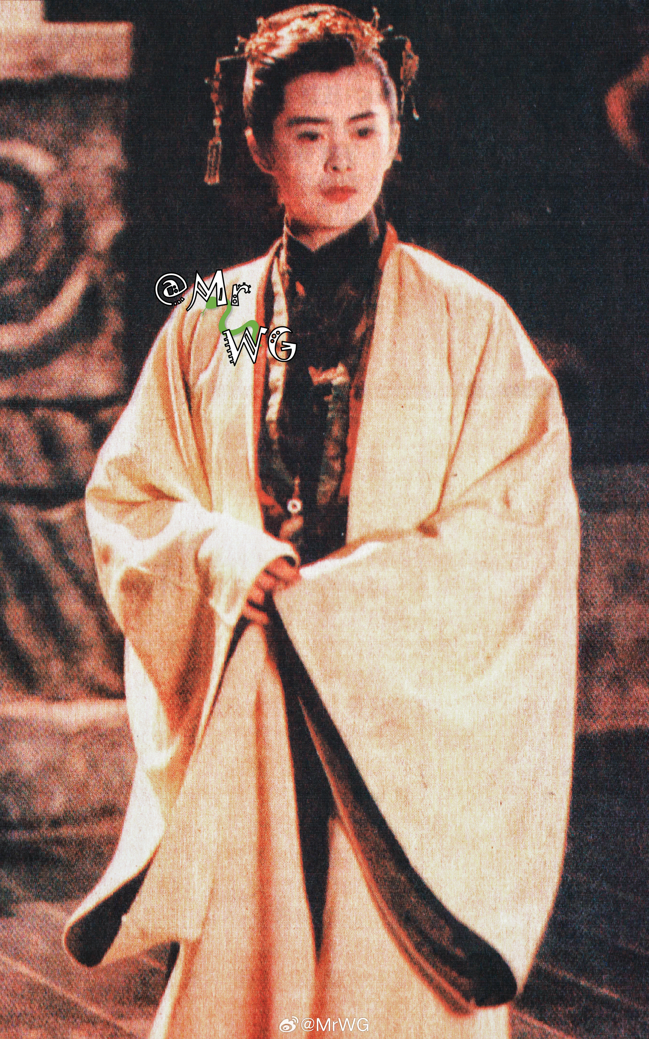 王祖贤独家扫描 1990拍竣，过江香港上映已经是三年后，其实当年就有杂志报道了王