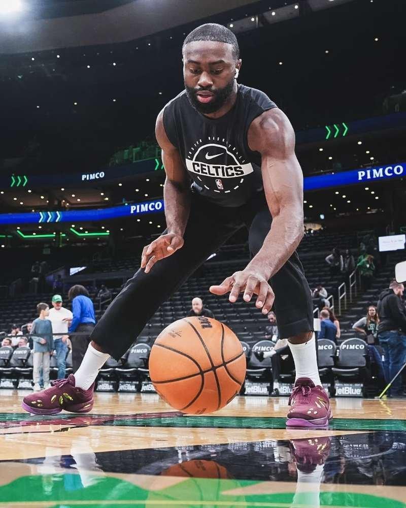 实话说，这个赛季杰伦左手运球功力见涨吗？凯尔特人热爱日记 ​​​