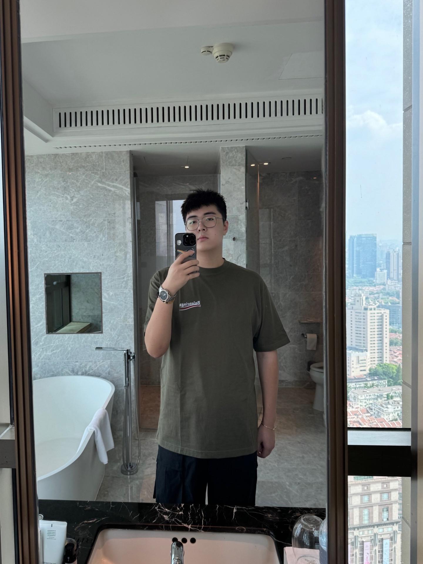 上海太热了🥵。出不去，白天根本出不去