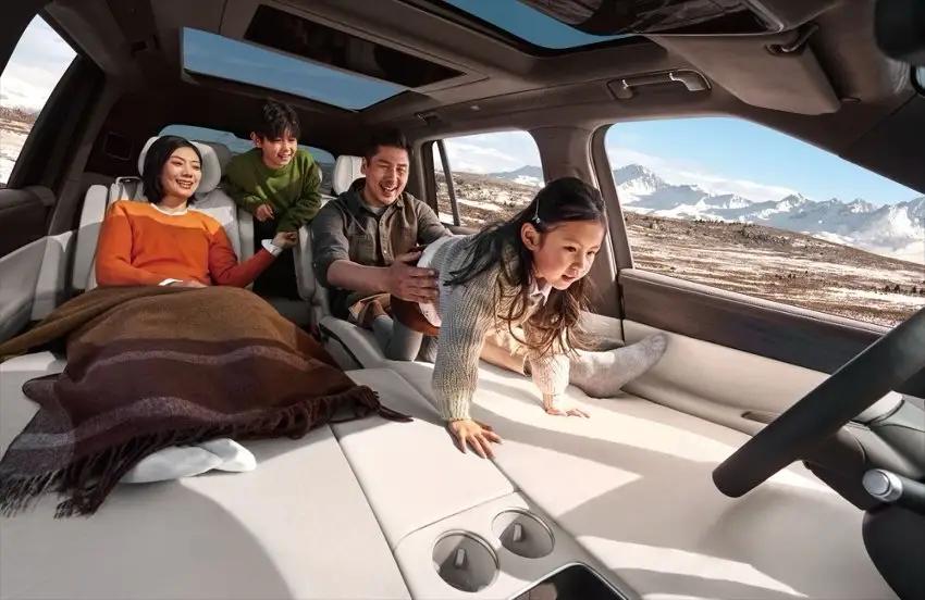 在国内新能源汽车市场竞争日益激烈的背景下，上汽大众ID.ERA 9X预售发布隆重