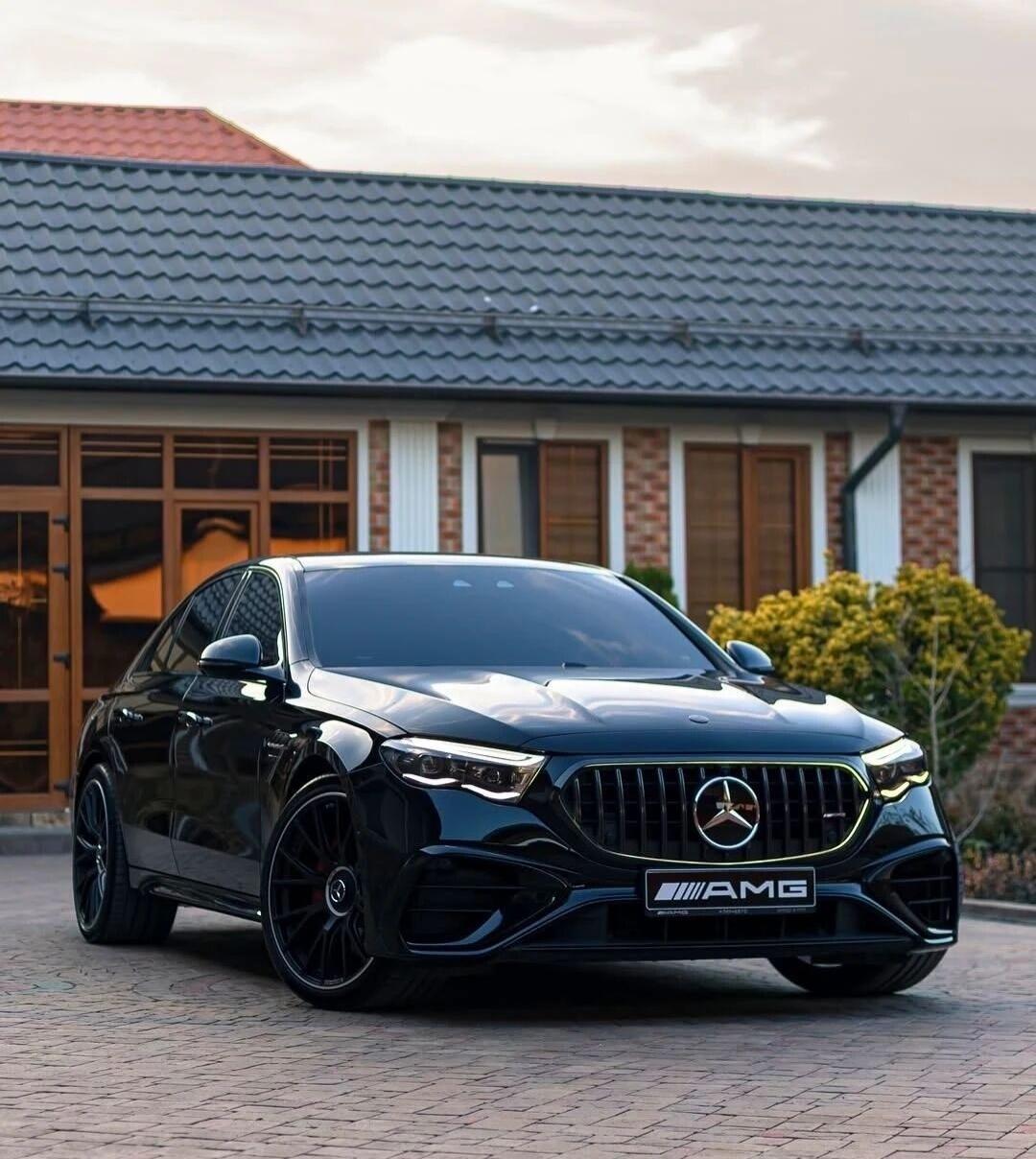 奔驰AMG E53，E级里的性能猛兽！豪华和速度全都要 3.0T+48V轻混，4