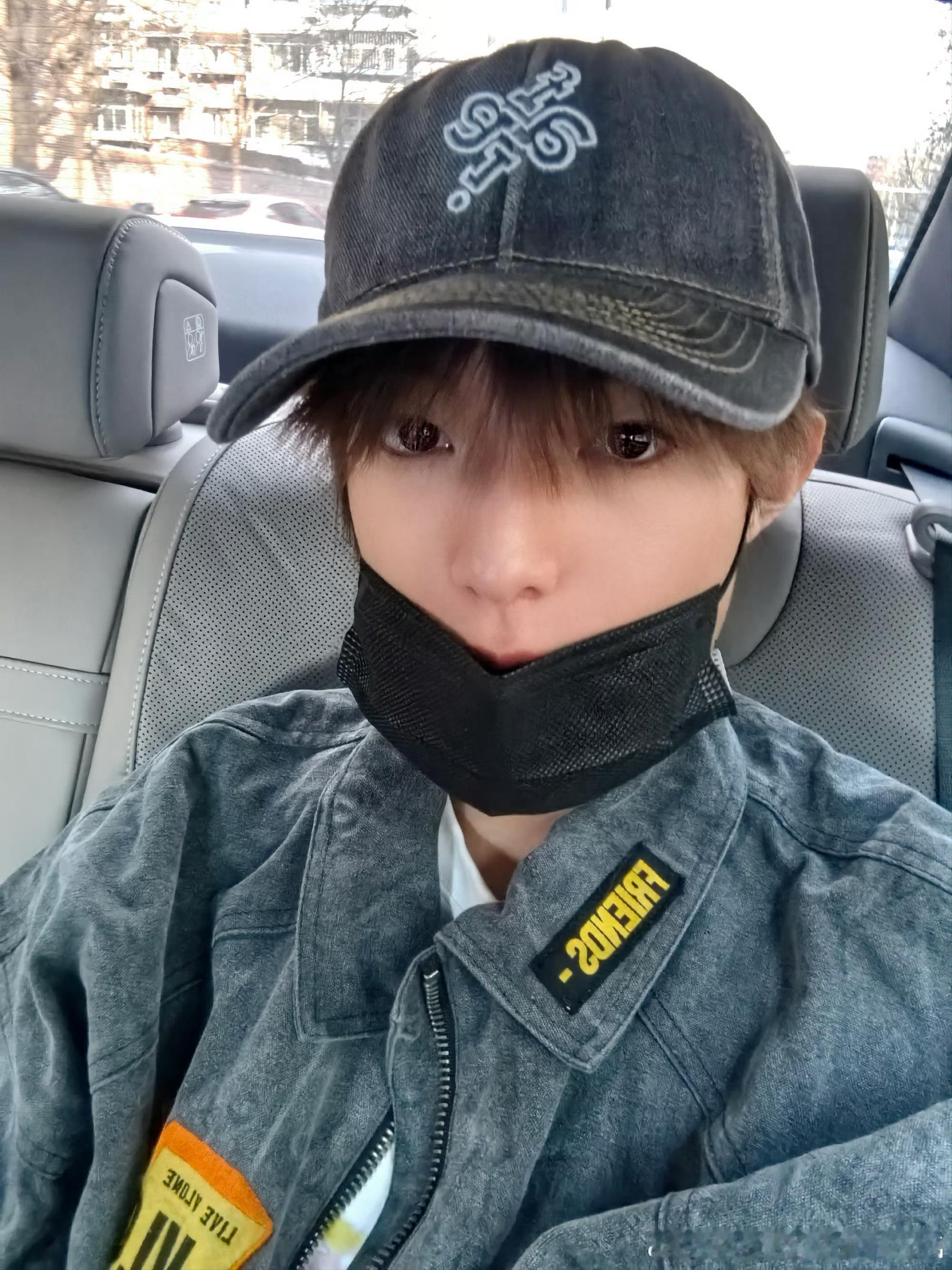 张泽禹攀岩啊啊啊完全全能艺人来的！攀岩玩的开心呀张泽禹