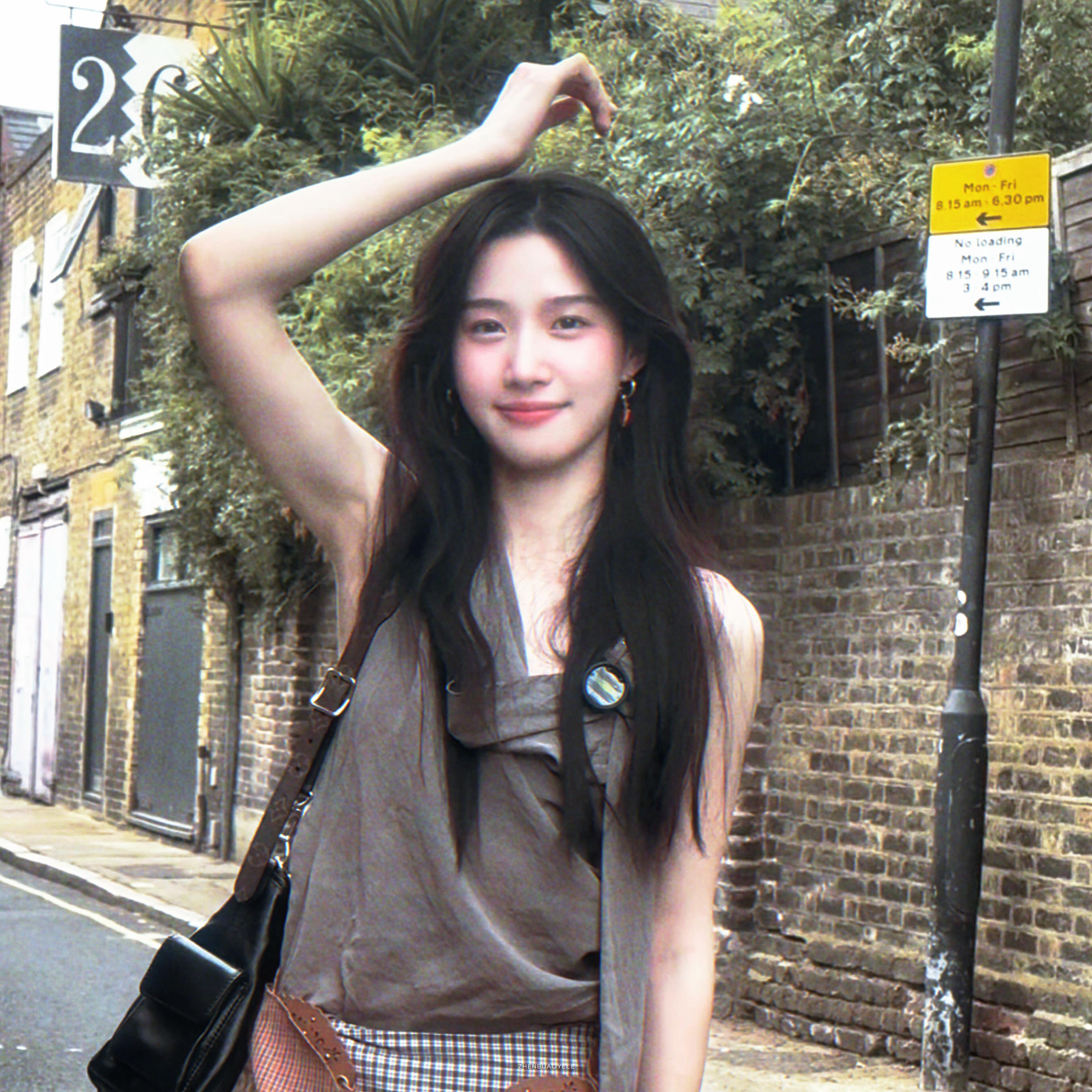-𝐒𝐇𝐀𝐑𝐄｜卢昱晓头像背景图搭配 ⸝⸝🍏꙳🍃◟🍀。 