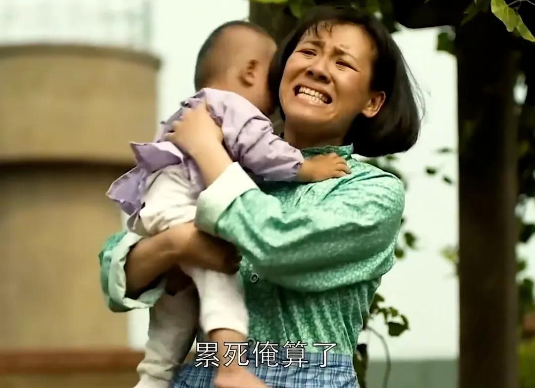 做了一小天儿的“江德华”[大笑]现在的孩子懂得真多，她甩出的小词，有的我都没听过