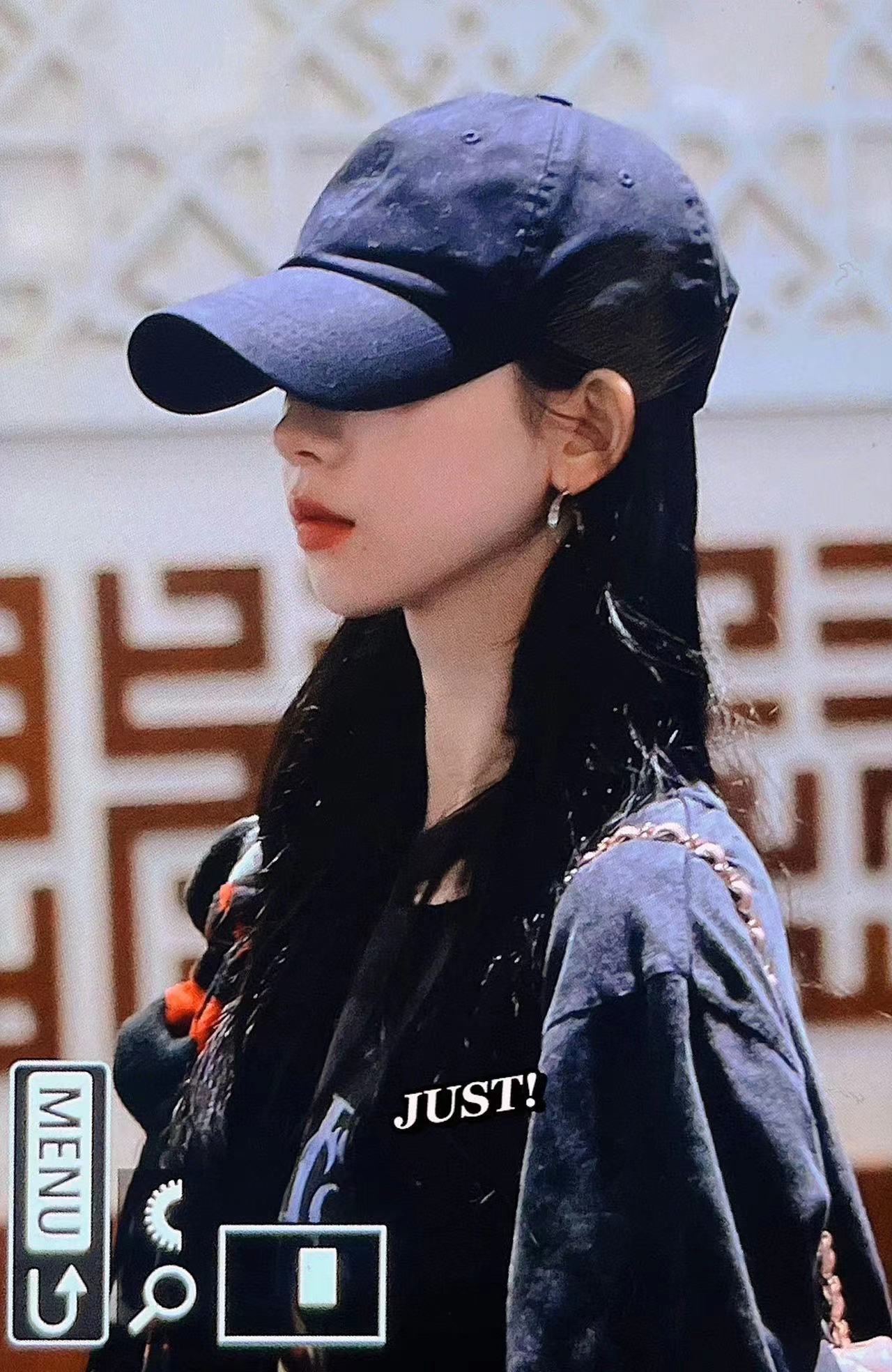 柳智敏[超话]  [草泥马] 柳智敏 五直一  也许你感觉自己与周遭格格不入，但