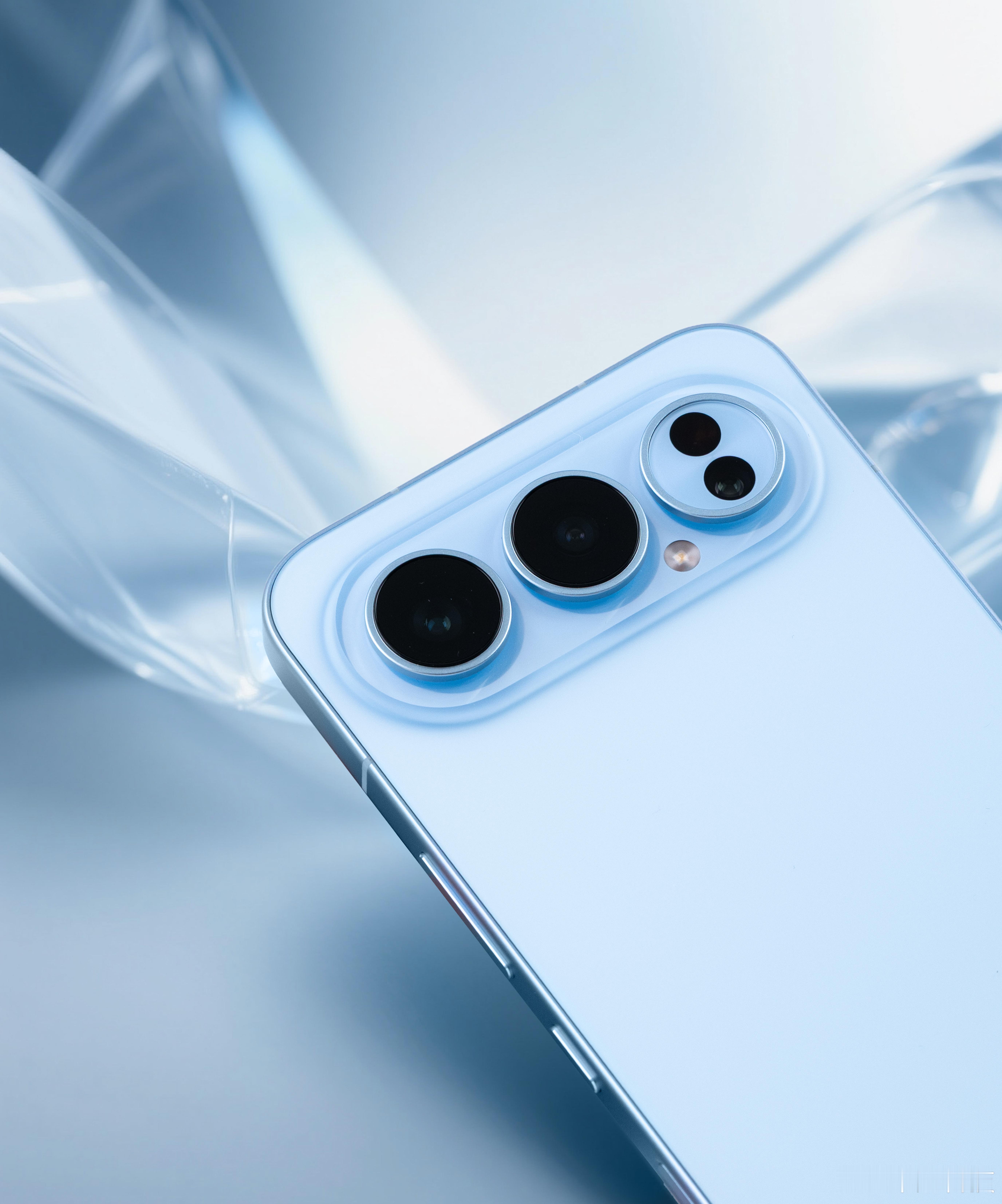 iPhone Air2提前出了？不对，感觉是荣耀500先把“Air味”搬上台了！