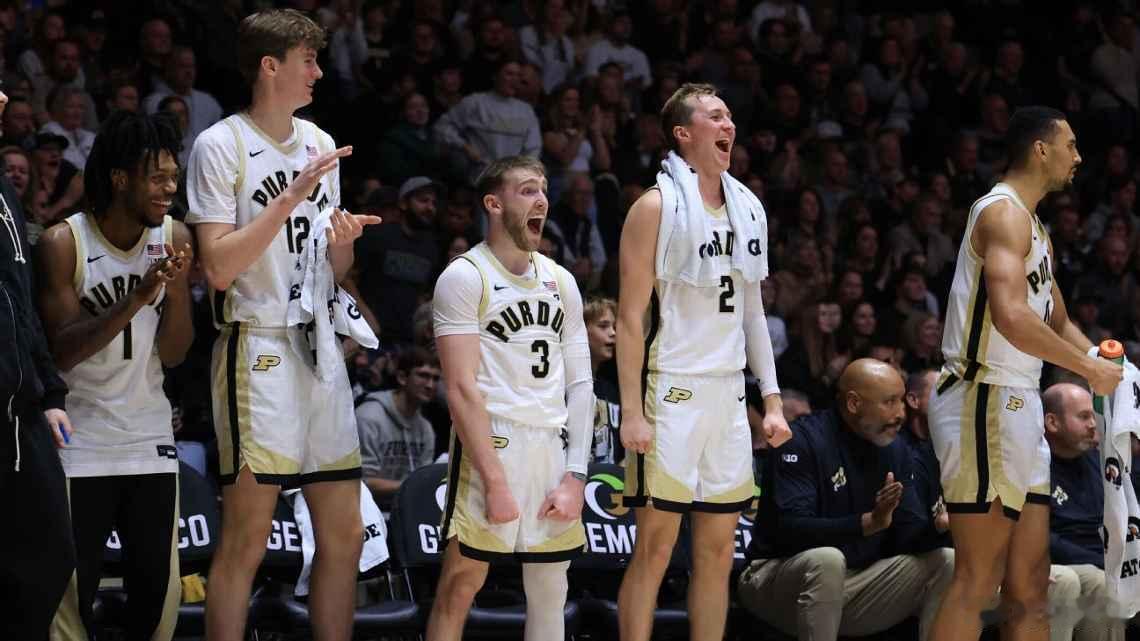 這就是郇斯楠未來要去的Purdue大學，現在已經登上NCAA Top 25的第一