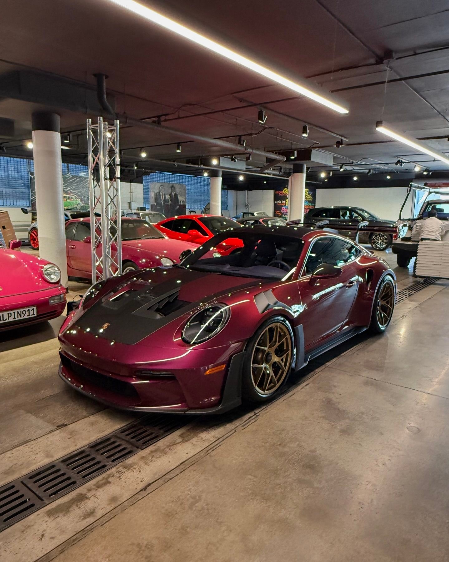 Porsche911(992.1)GT3RS Color:PTSMagicMag