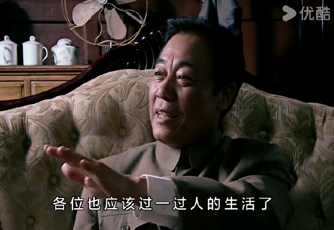 明星的粉丝们没必要在网络上控评，因为你们做的事跟自己都毫无关系...... 