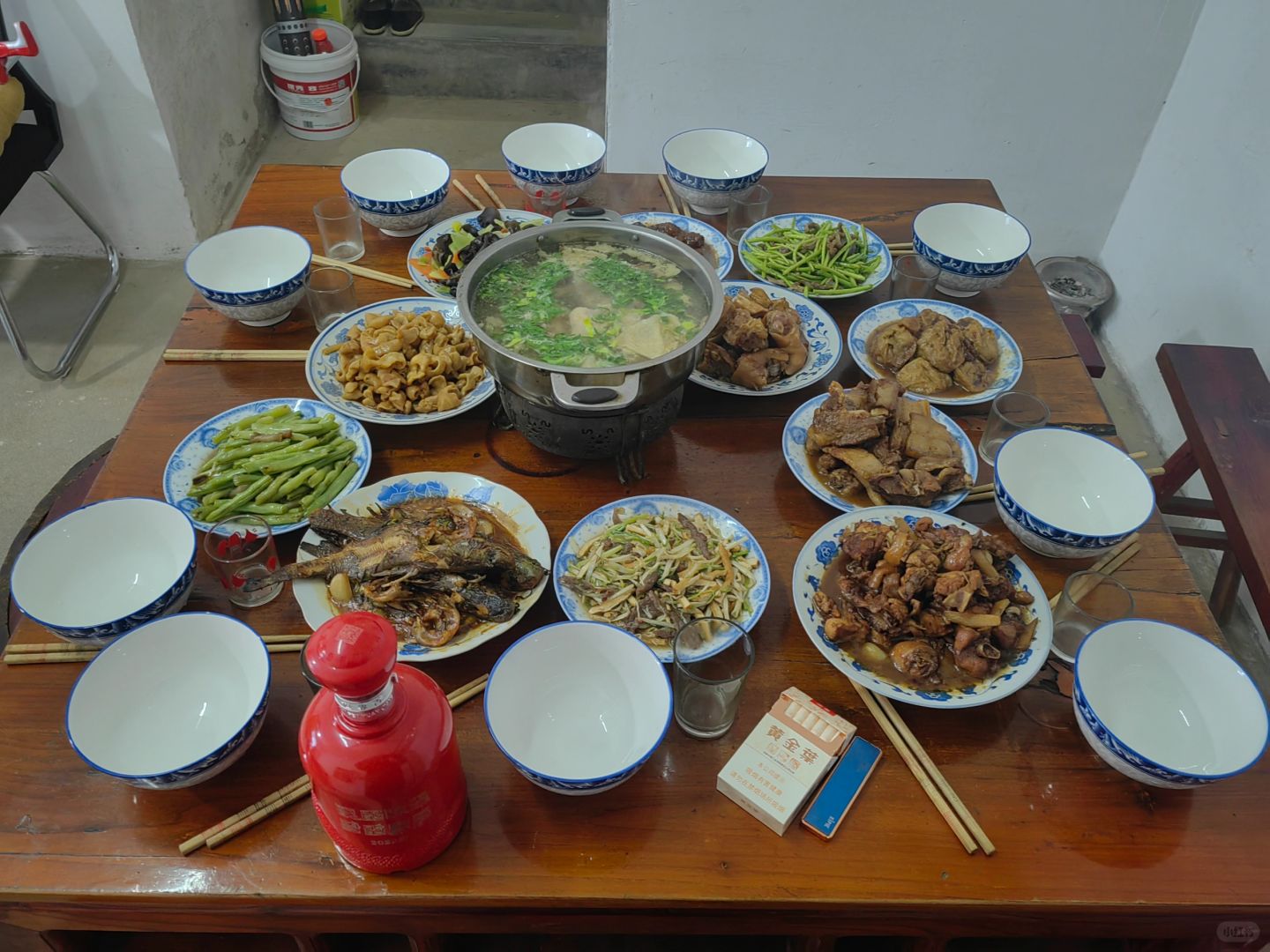 年夜饭，大家新年快乐呀