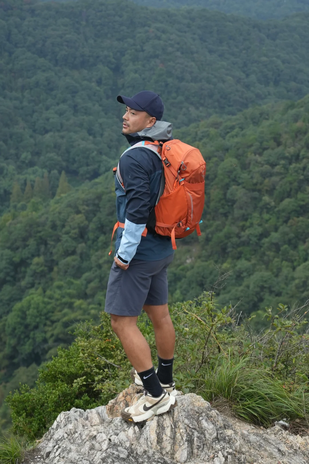 来山顶吹吹自由的风🏔️