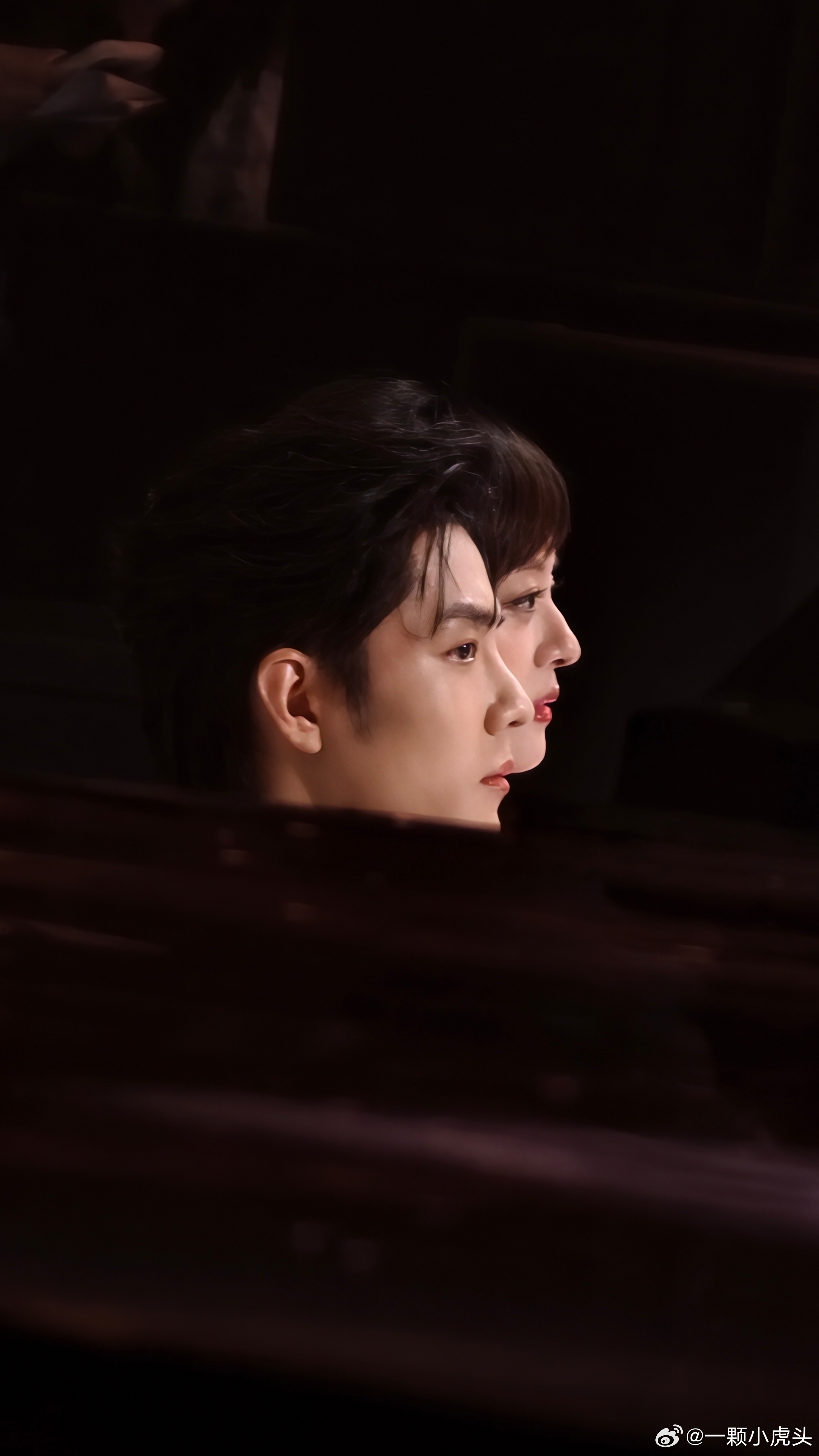 现场人脉发来的肖战直拍生图！真的硬帅！电视剧品质盛典