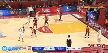 冲动了！山西男篮对阵新疆男篮一战，山西男篮在前三节落后25分的情况下，末节掀起凶