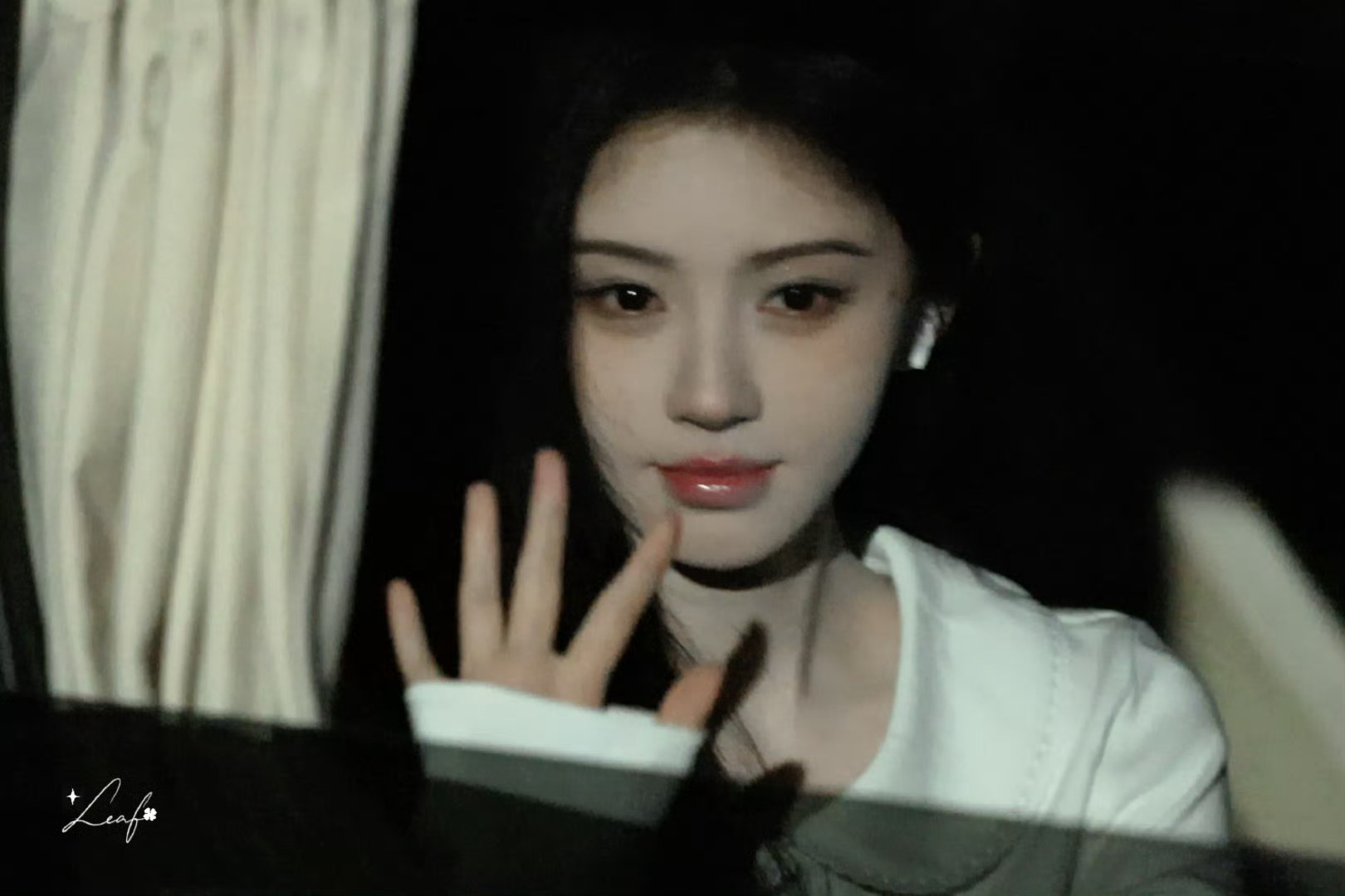 jjy鞠婧祎露芜衣jjy鞠婧祎姜黎非步伐不停 十祎年