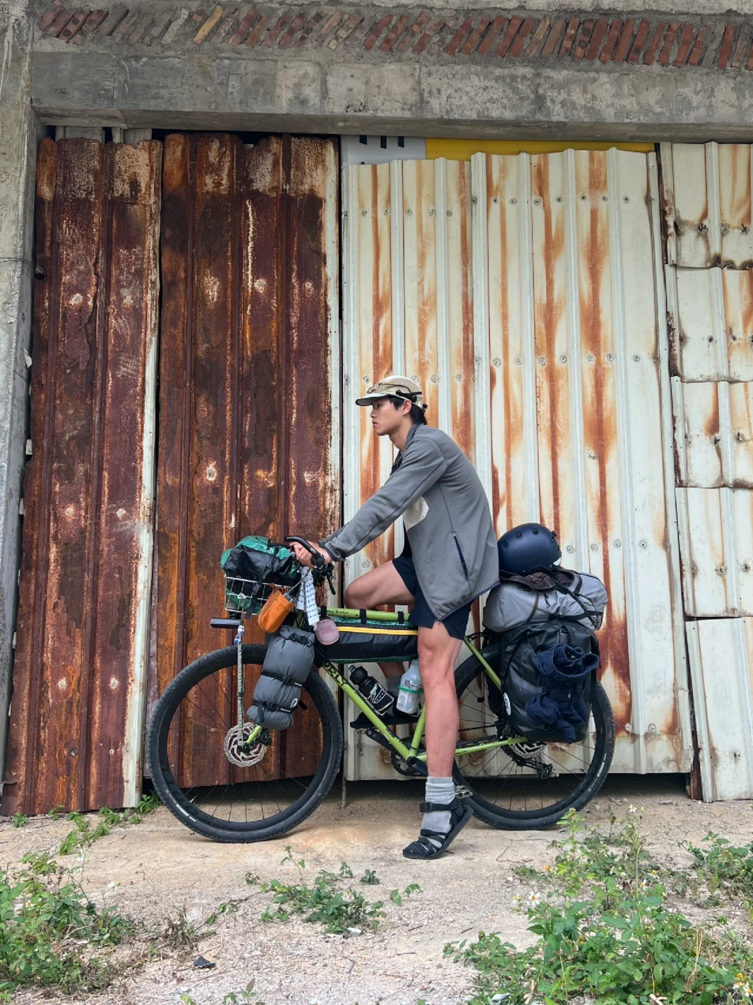 独自骑单车环中国南方海岸线完成