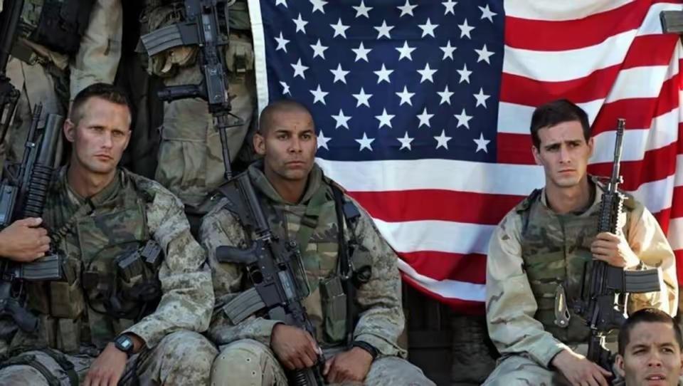 2. 美军包围委内瑞拉 普京摊牌乌克兰暴露美国战略焦虑：美国同时以大规模舰队合围