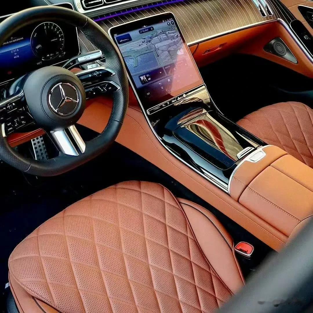 这年头感觉靠攒钱买房买车来不及，有需求差不多的话就是贷款买，买辆30万的车或许简