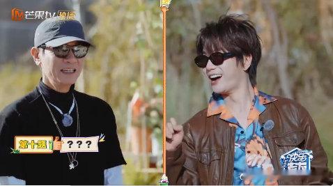 张智霖比陈小春先答出应采儿张智霖比原唱还快猜出应采儿，陈小春：我唱的歌，怎么你们