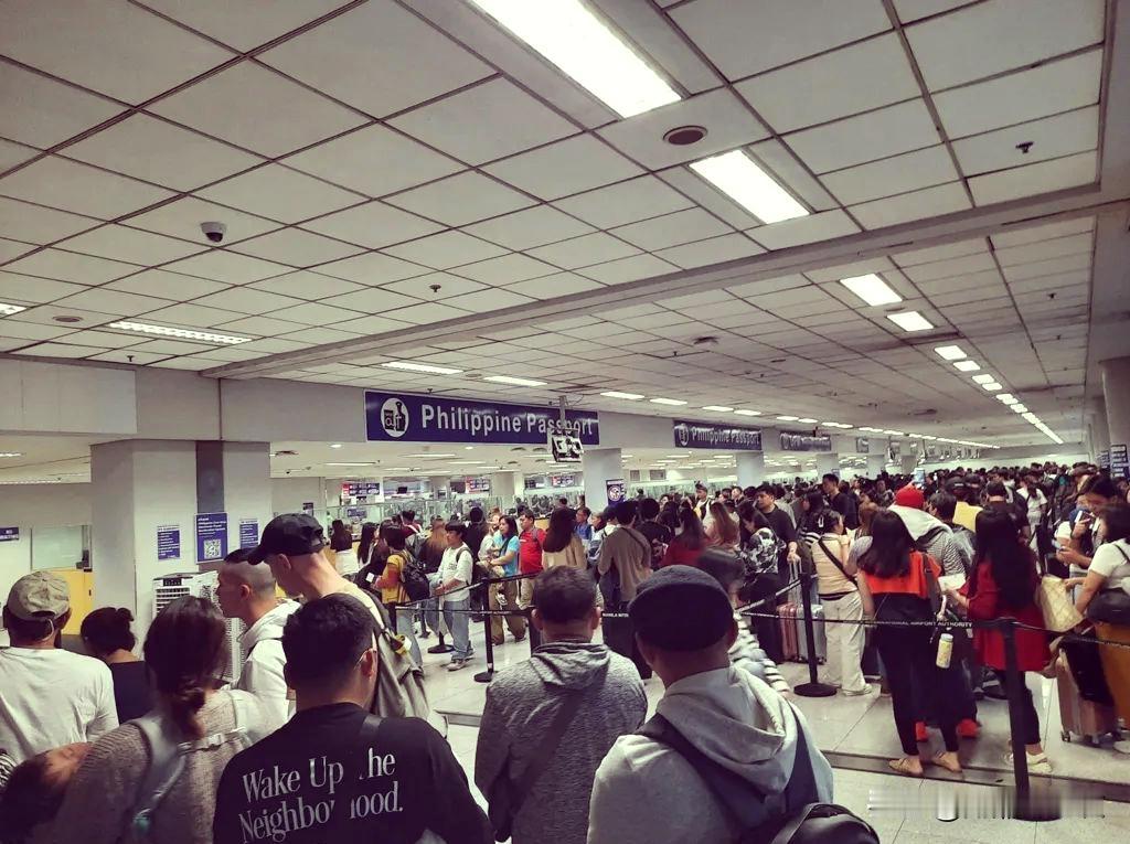约150名华文教师紧急回国：菲律宾排华苗头越来越明显，值得警惕！

国庆长假期间