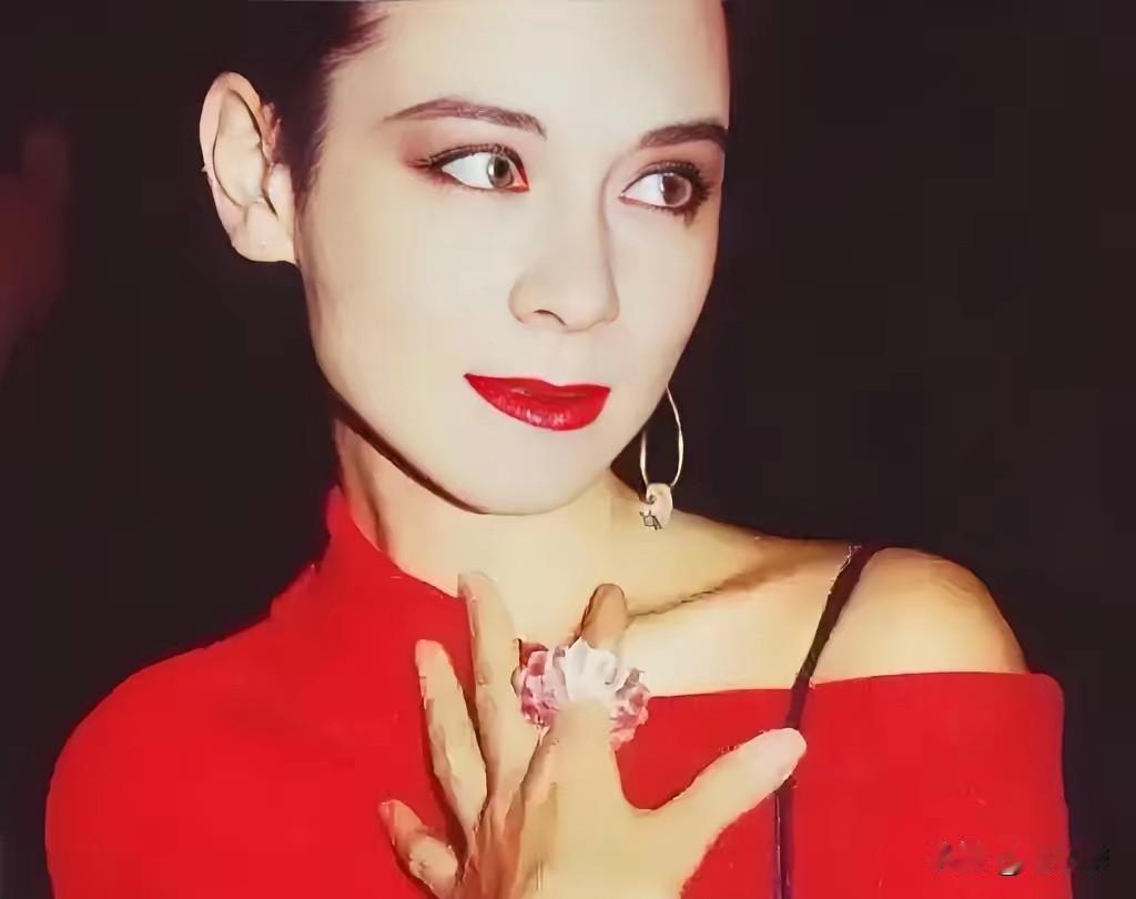 性开放去世，年仅41岁。

从结果看，值得可怜；从因果看，不必同情！这话虽然难听