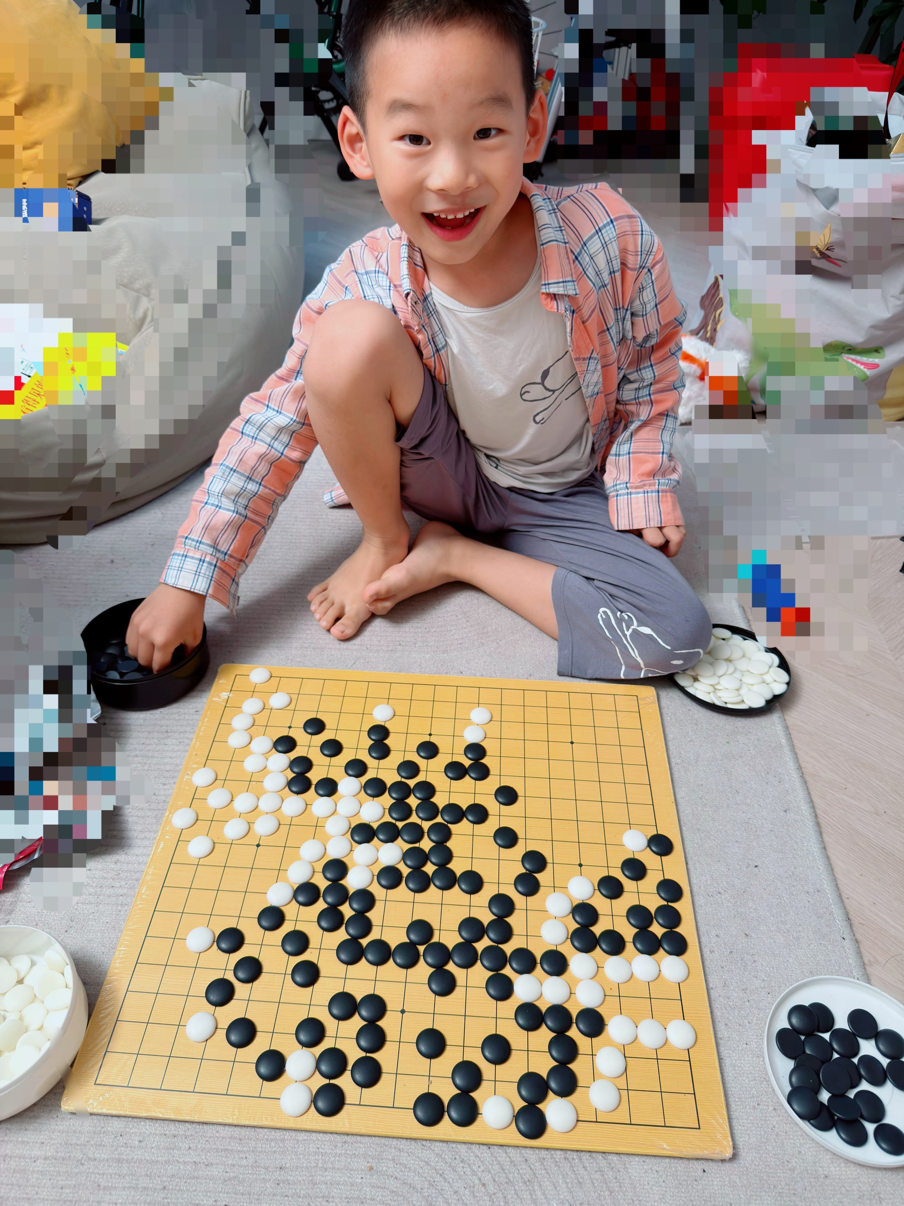 今天，又度过了真实平淡幸福的一天⭐上午全家大扫除，把家里收拾的干净整洁，所到之处