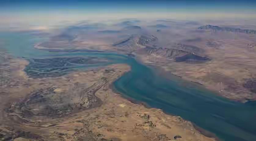 伊朗两大战略：把中东多国当成敌后根据地，让全球平摊战争成本