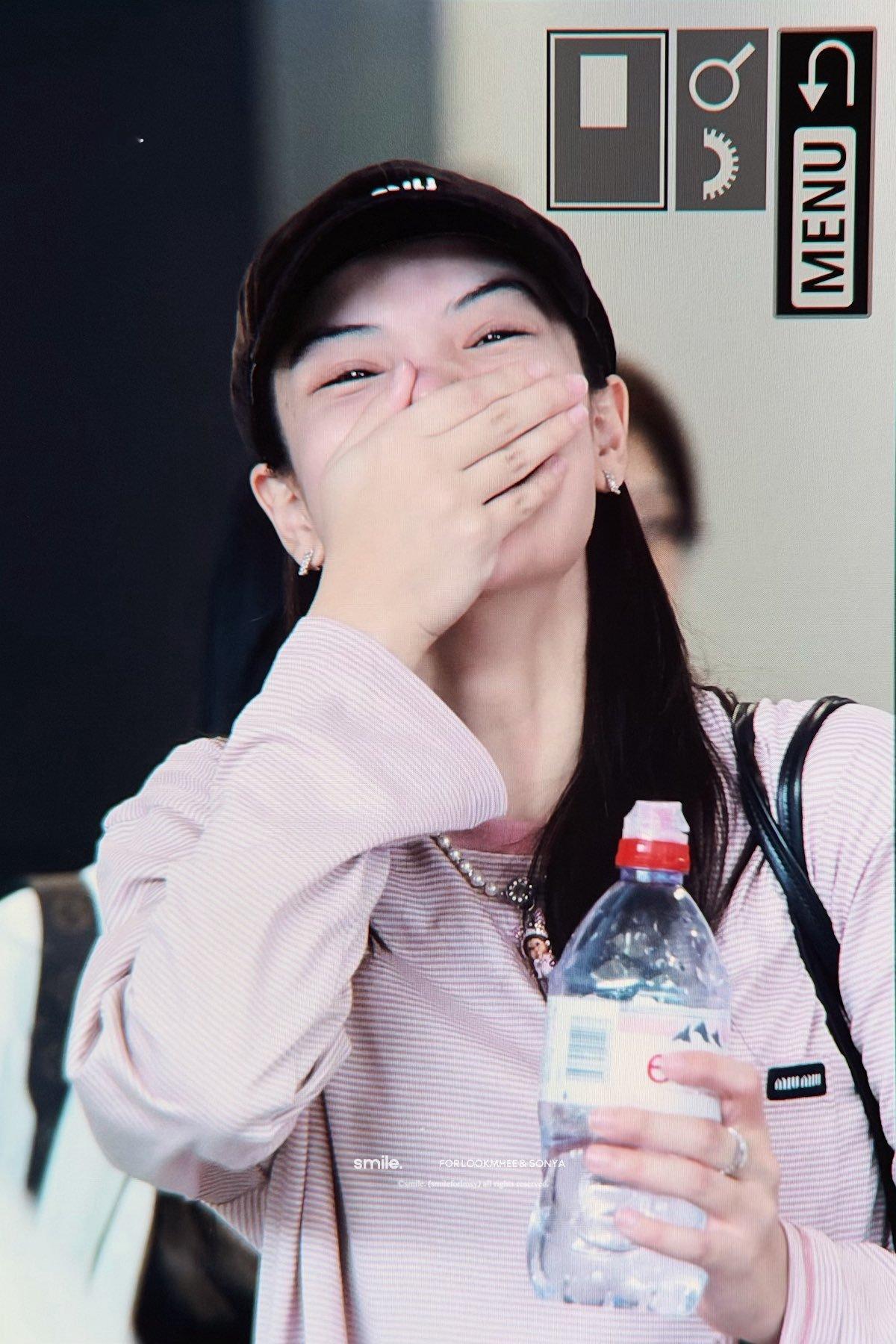 ©smile. 