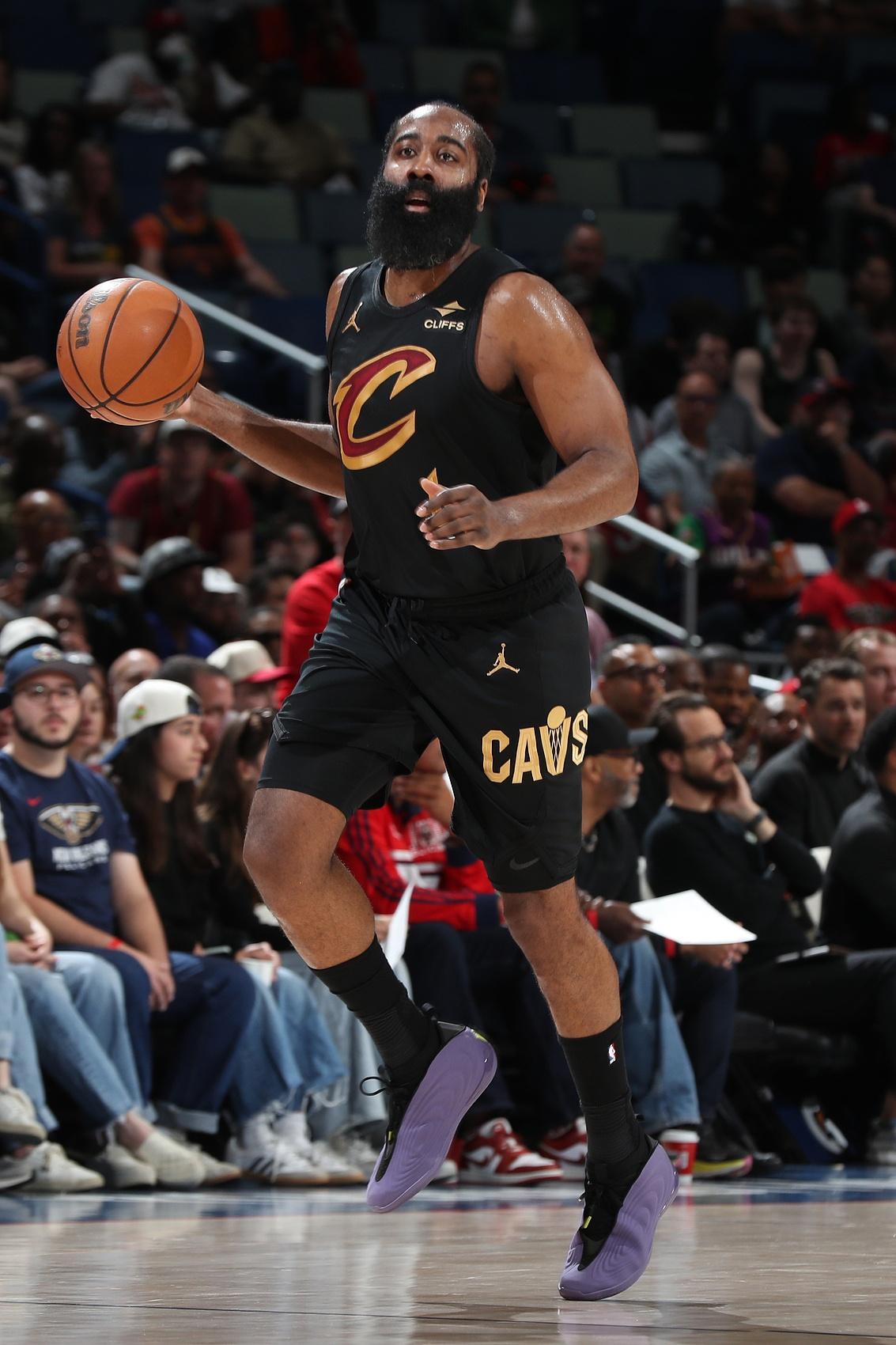 只要哈登全场0罚球，比赛都胜了！战鹈鹕的比赛，哈登全场0次罚球，是本赛季第3次单