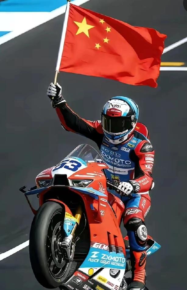 以前看摩托车大奖赛，满眼都是雅马哈、本田这些外国品牌。但现在，咱们中国摩托车队也