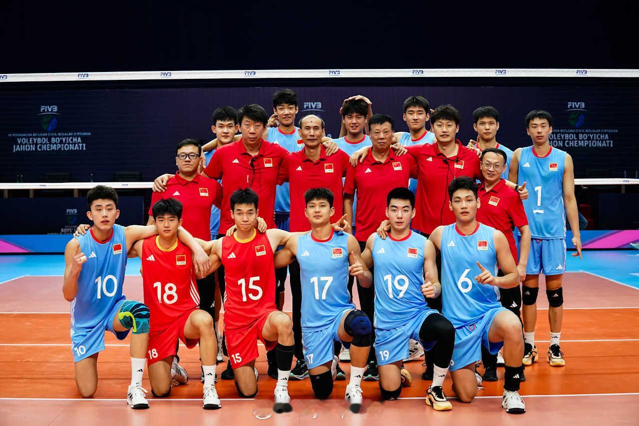 国际排坛动态 U19男排世锦赛中国3-0轻取加拿大精彩图 ​​​