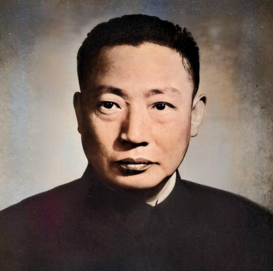 蒋介石败退台湾前，要求毛人凤务必将这三人杀掉，可当毛人凤看到名单后，却为难地说：