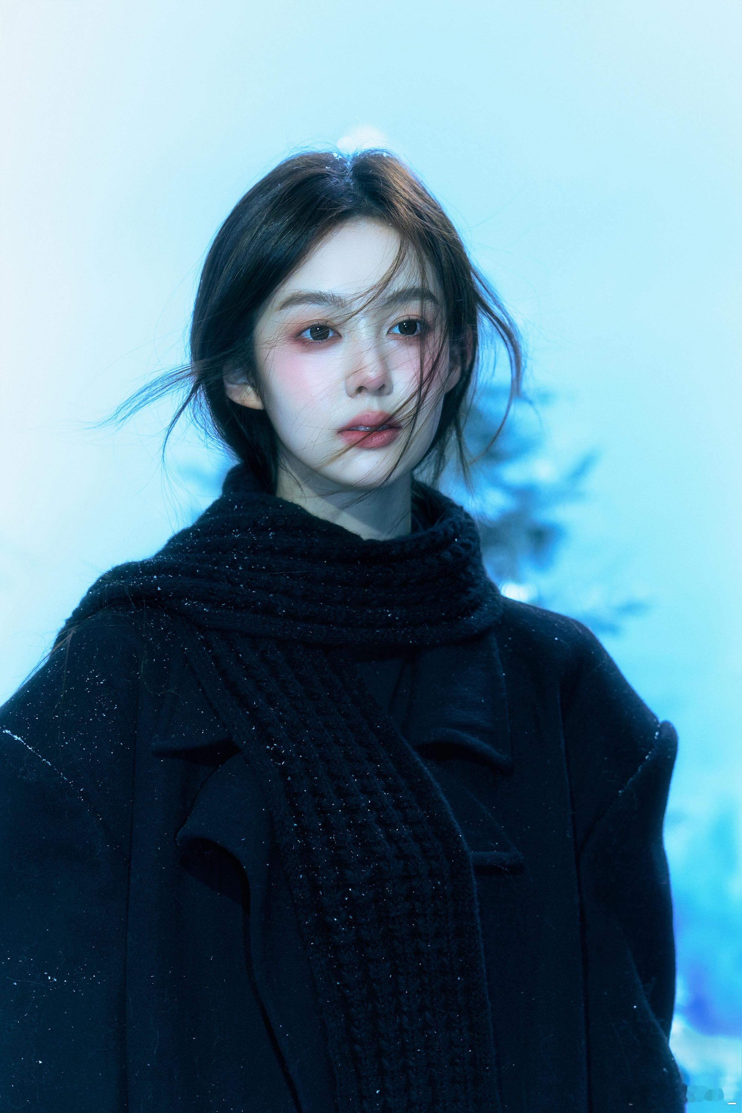 今天～发18张图！一起迎接冬天的第一场雪吧❄️🐜～仪仪er写真仪起看看