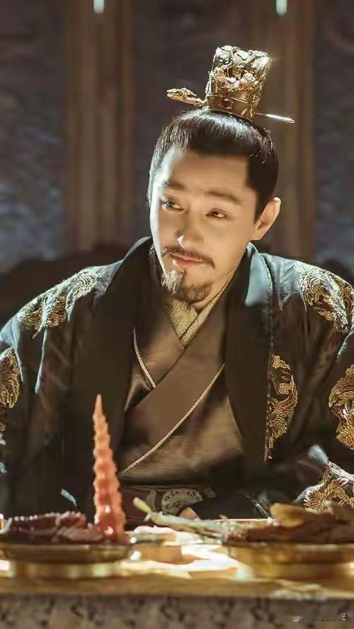 明朝皇帝里面，最憋屈的皇帝就是朱祁钰了吧。

明明是他哥哥把祖上家产几乎败光，而